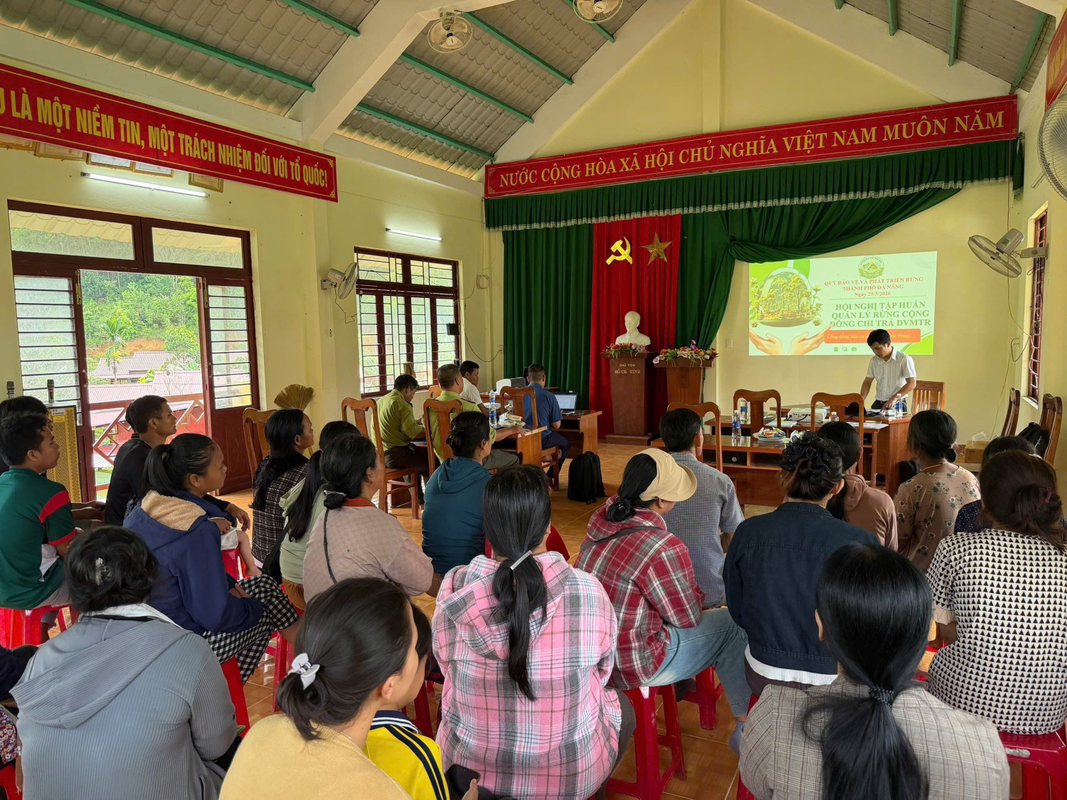 Đoàn Công tác Quỹ tập huấn tại Cộng đồng thôn 58, xã Đắc Pring